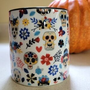 🦋 Strawberry Street Coffee Chocolate Tea skulls 17 ounces NWT